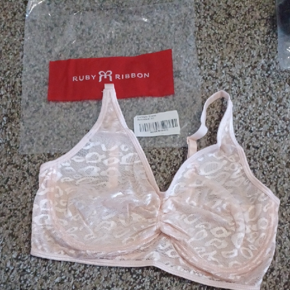 Ruby Ribbon Women's Soft Lace Bra - Light Pink
